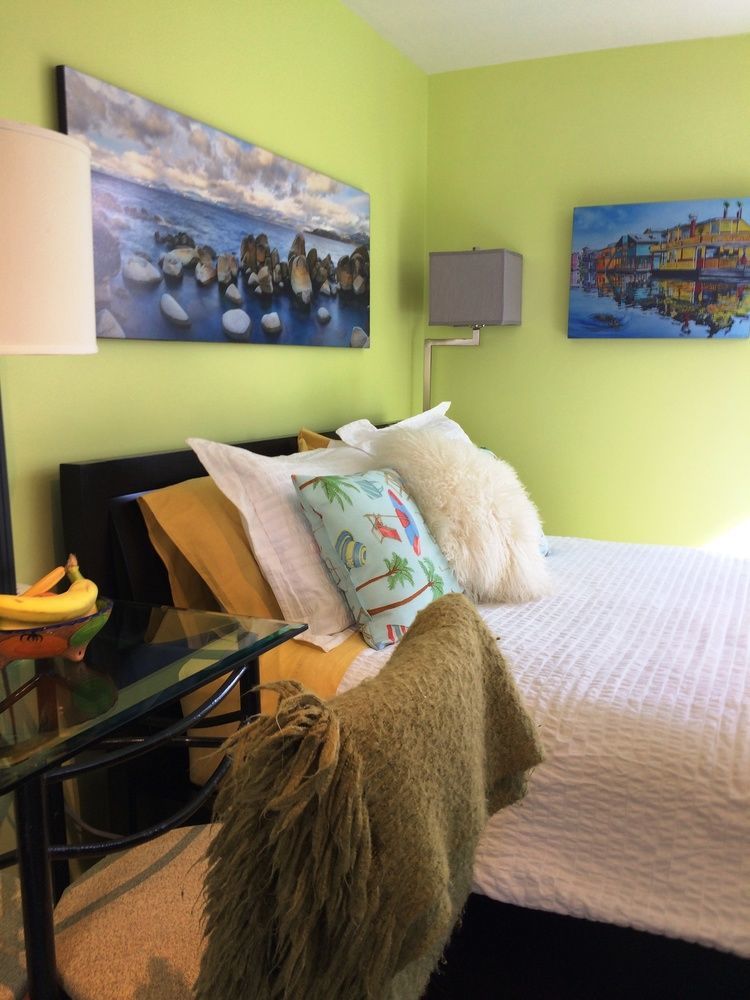 A Float Home B&B In Fisherman'S Wharf Victoria Kültér fotó